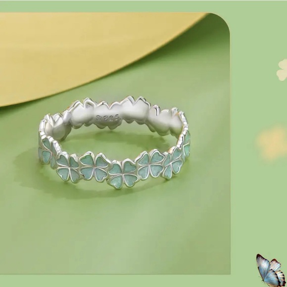 Jewelry - 925 sterling silver green enamel four-leaf clover ring (platinum plated)